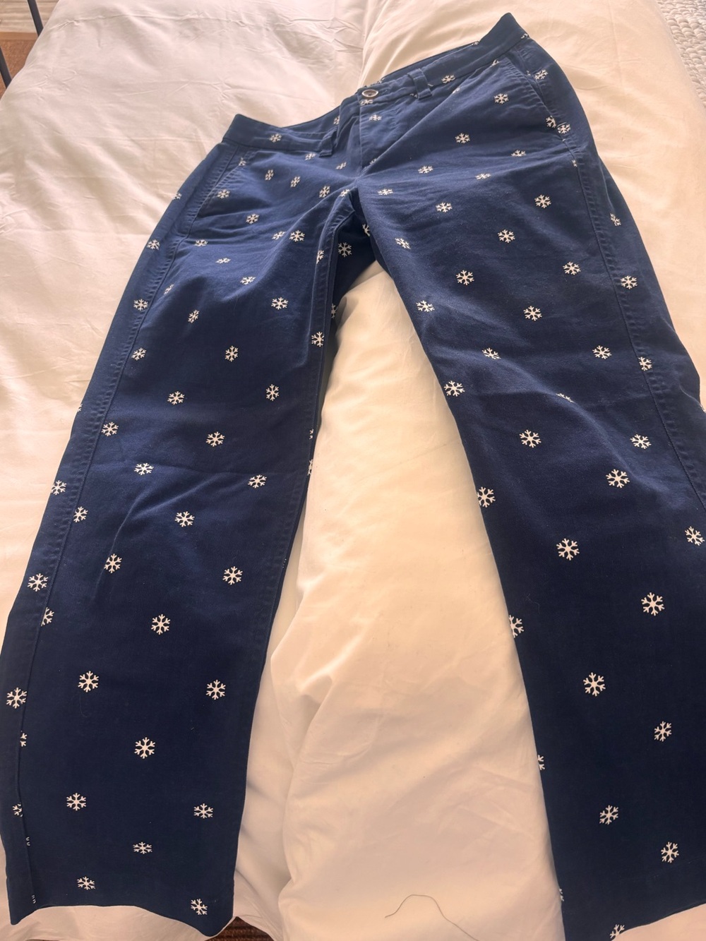 JCrew High Rise Girlfiends Chino, Navy Blue Embroidered Snowflake, size 4P